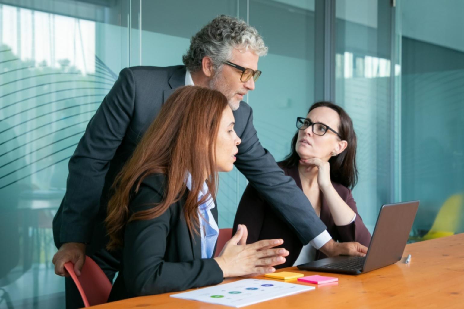 Análisis financiero estratégico con datos reales de empresas españolas